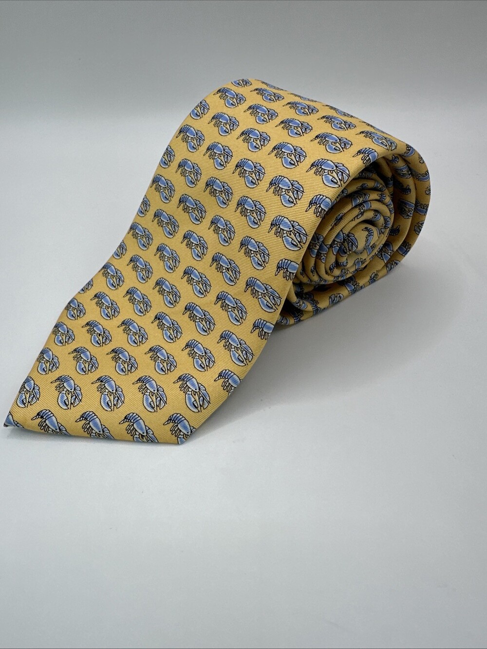 SERO New England Classics 100% Silk Neck Tie Yellow Tie Blue Lobster Pattern